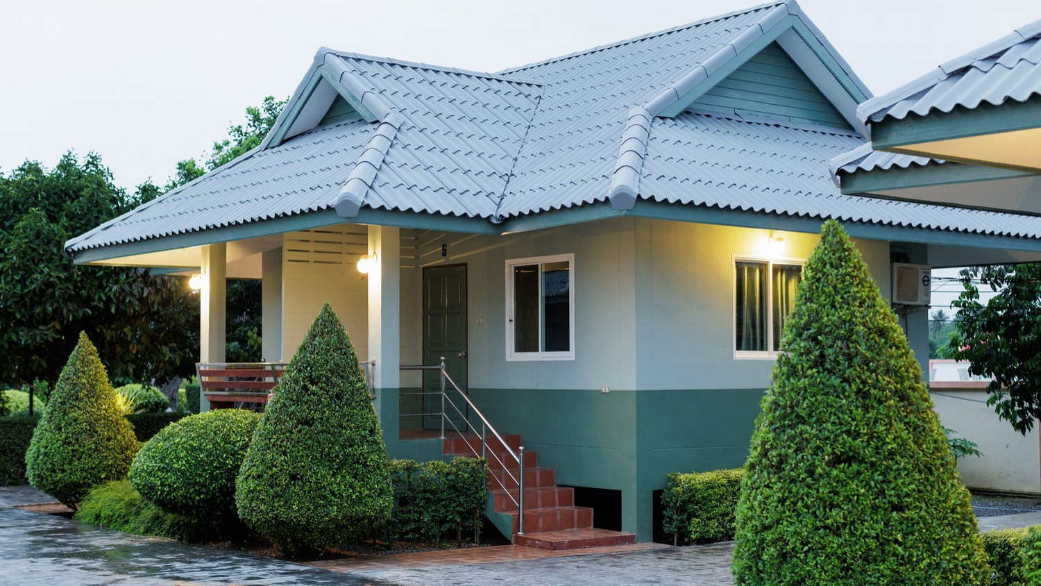 Bungalow Room