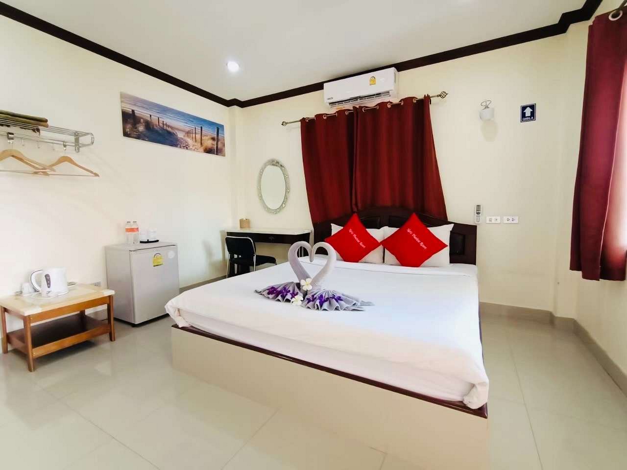 Bungalow Room