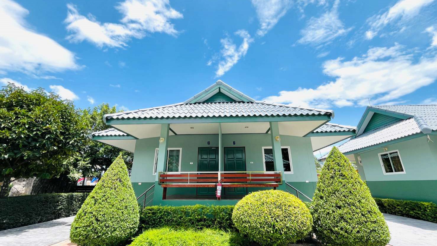 Narisphuview Resort